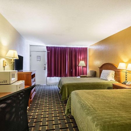 Rodeway Inn Denmark-Jackson Eksteriør billede