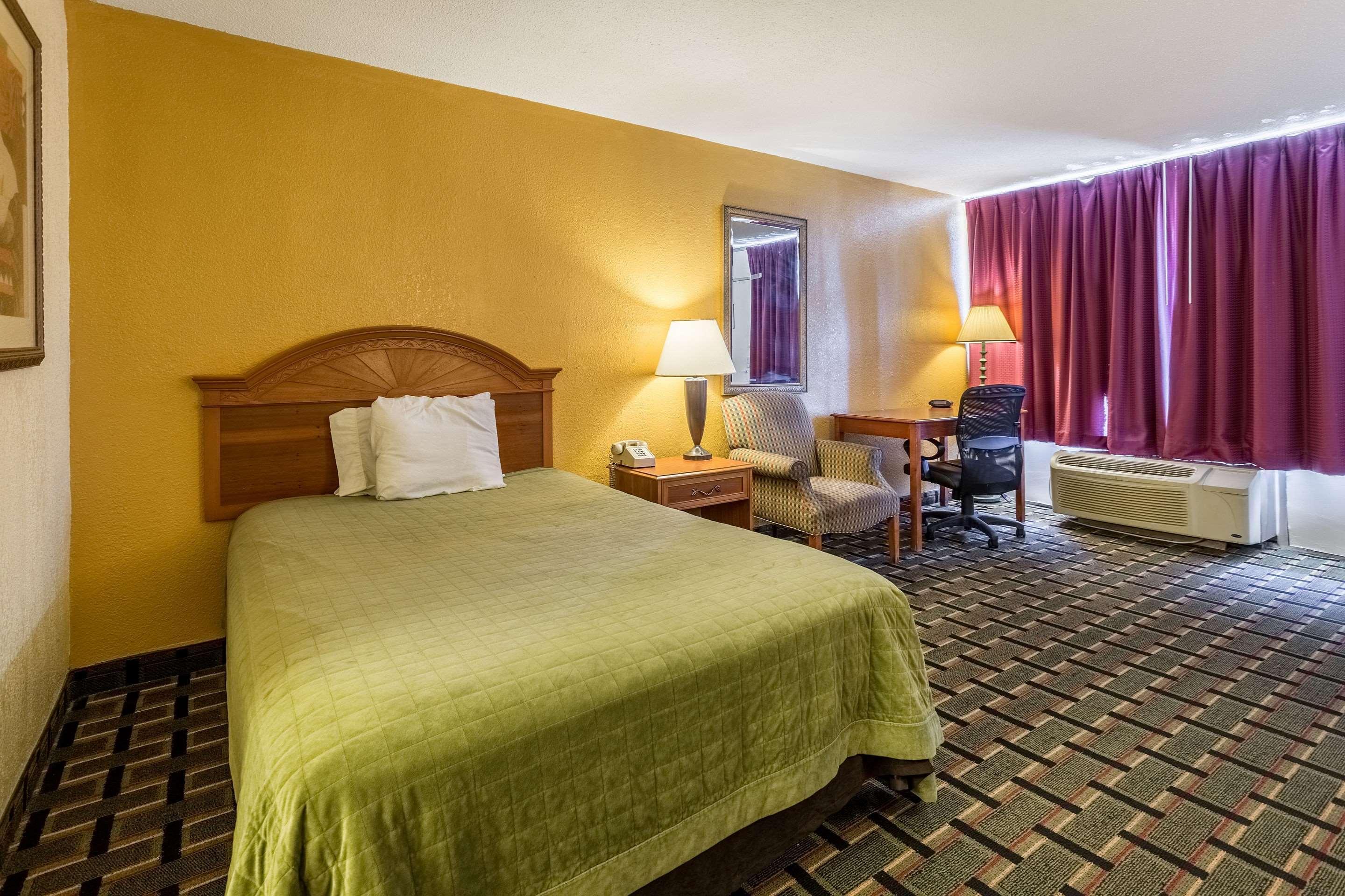 Rodeway Inn Denmark-Jackson Eksteriør billede
