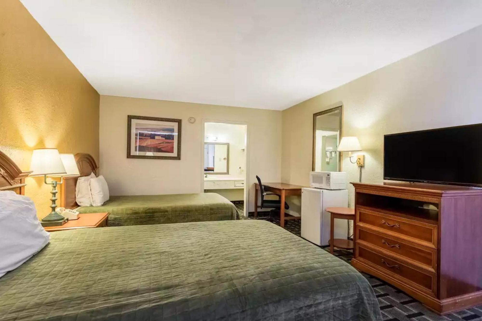 Rodeway Inn Denmark-Jackson Eksteriør billede