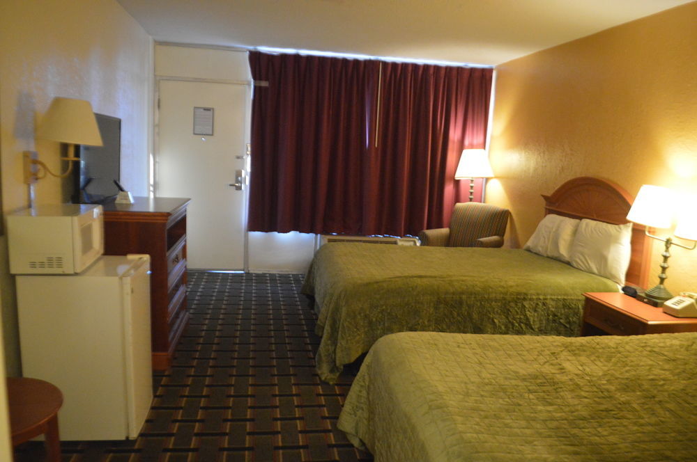 Rodeway Inn Denmark-Jackson Eksteriør billede